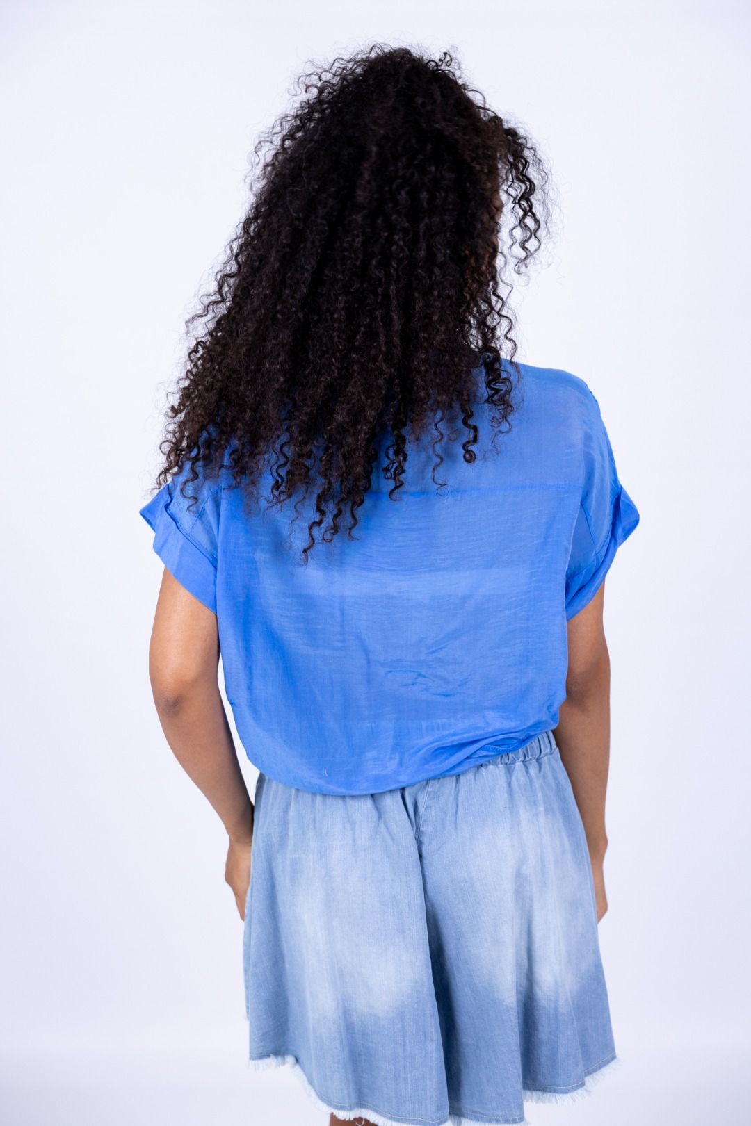 Tensione In - Camicia in mussola con ricamo m/c