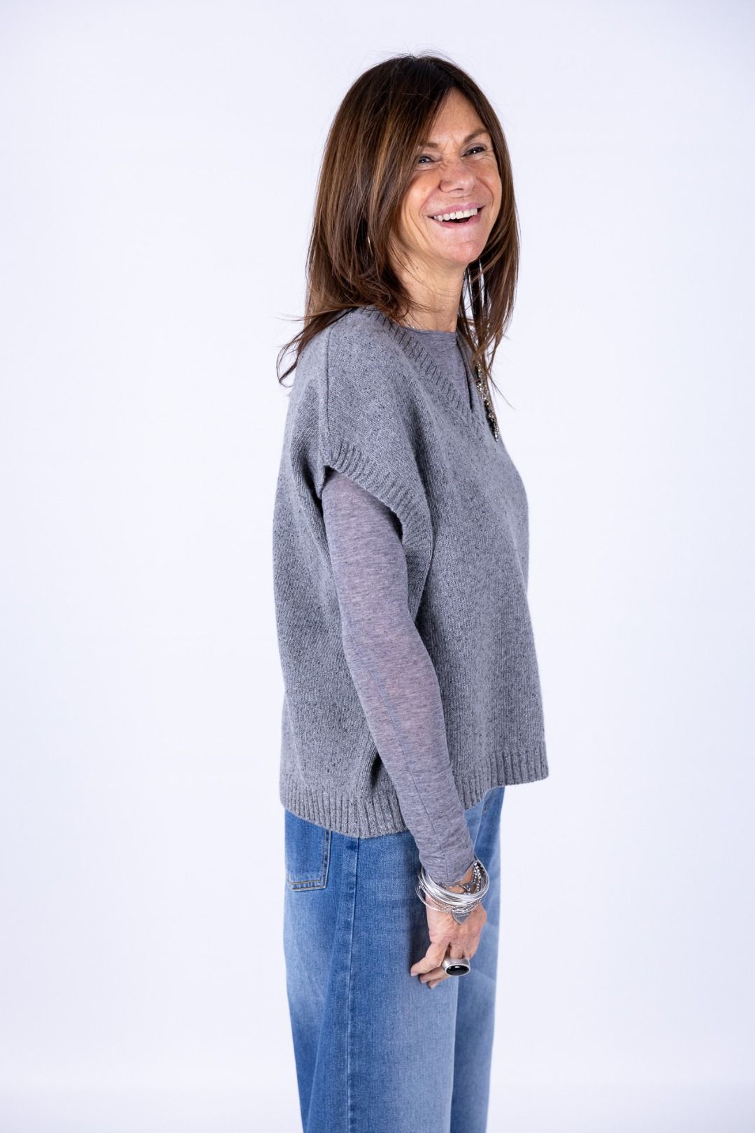 Tensione In - Gilet con spilla