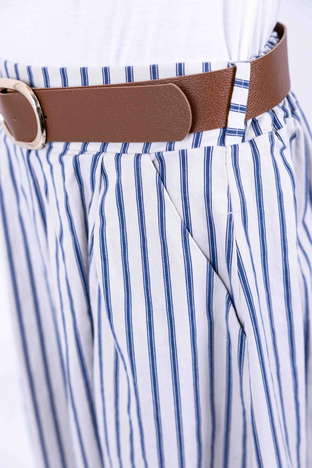 Novepuntouno - Gonna righe