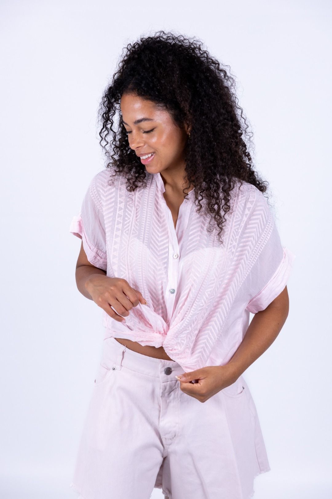 Tensione In - Camicia in mussola con ricamo m/c