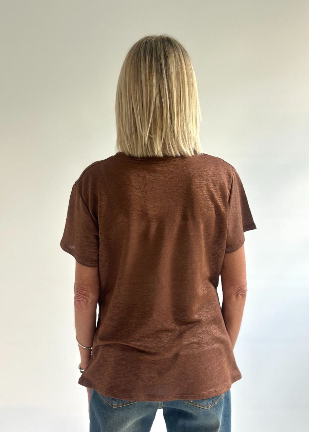 Novepuntouno - T-shirt slim in lino
