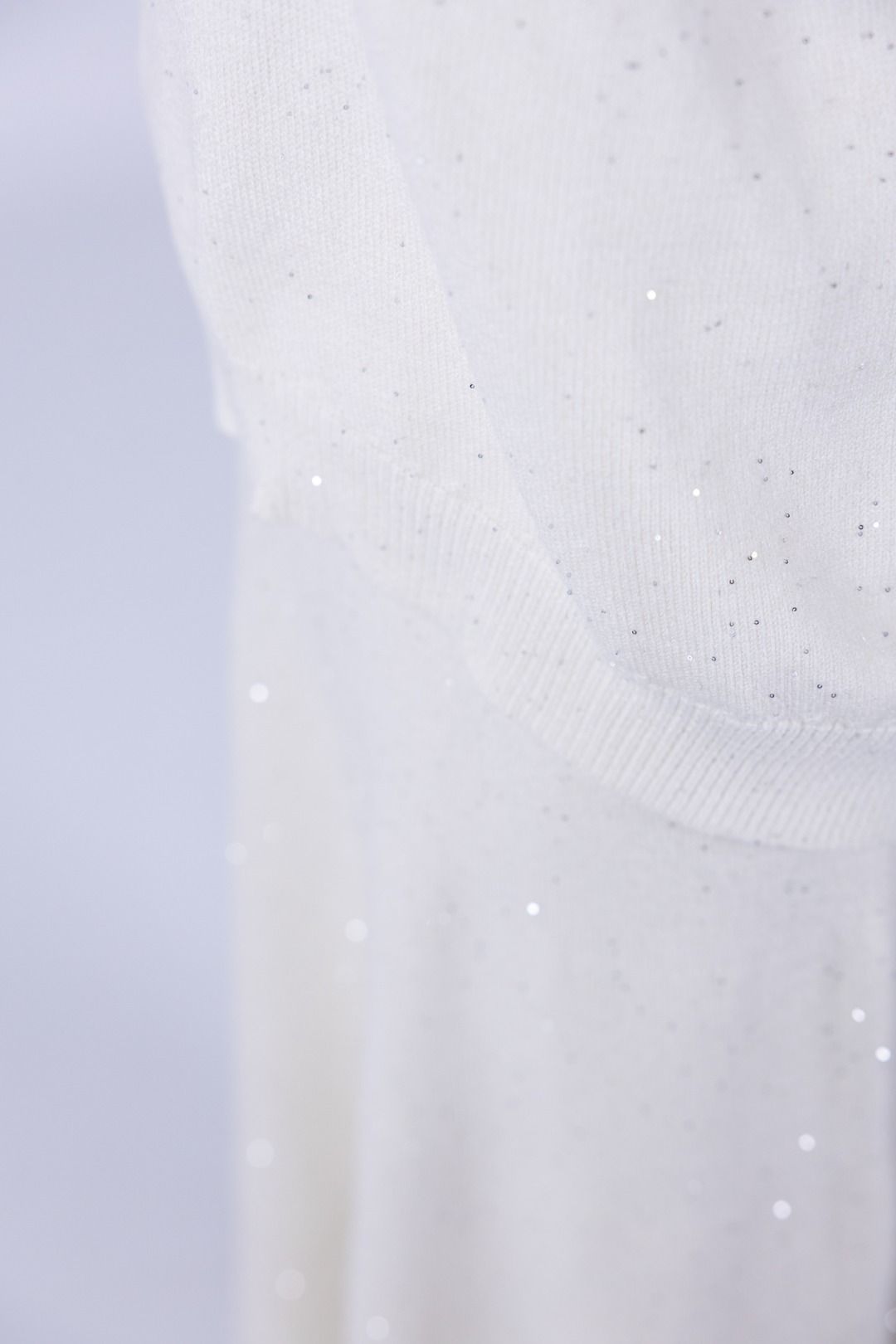 Susy Mix - Maglia scollo V in paillettes