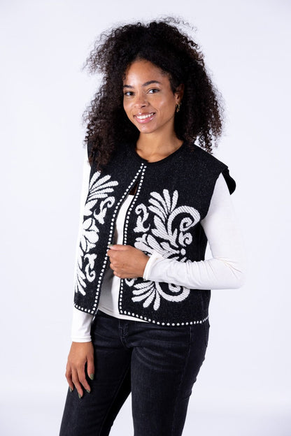 Tensione in - Gilet ricamo