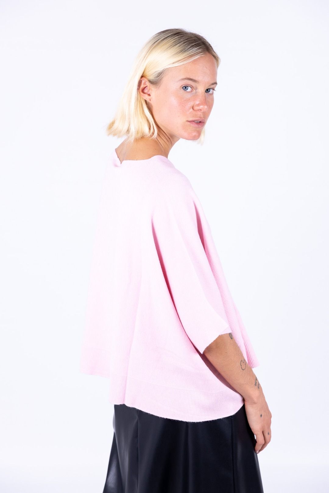 Arvs - Maglia scatoletta con manicotto