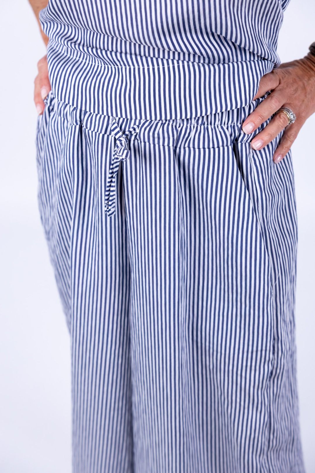 Le Streghe - Completo Top con pantalone a righe