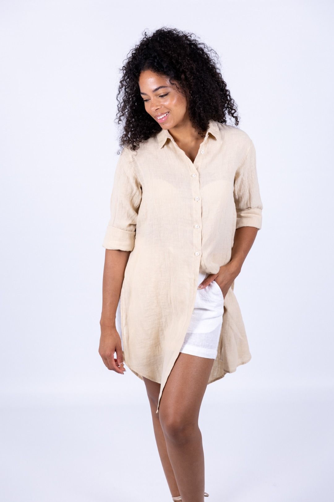 Tensione In - Camicia con spacchi in lino